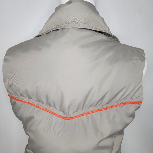 VTG 80s Obermeyer Women's Goose Down Tan Carson Vest Size Small - Picture 4 of 14